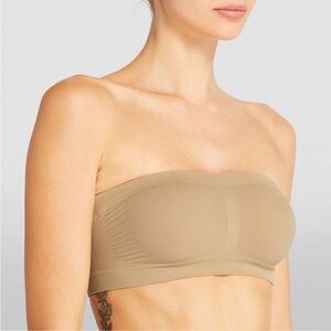 SKIMS SEAMLESS SCULPT BANDEAU CLAY SMALL
